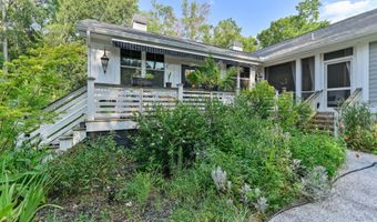 9 Bajala Dr E, Beaufort, SC 29907