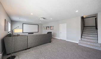 1411 S 7th St, Adel, IA 50003