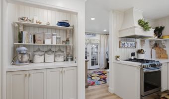 128 W PHEASANTBROOK Cir N, Centerville, UT 84014