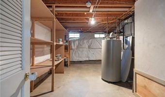 48 Fieldstone Ln, North Kingstown, RI 02874