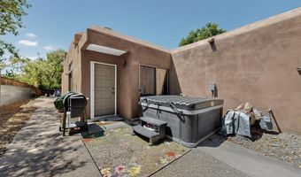 2828 DON PANCHO Rd NW, Albuquerque, NM 87104