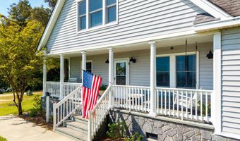 126 Narrow Shore Rd, Aydlett, NC 27916