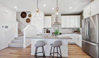 956 Andrews Crest Dr, Berthoud, CO 80513