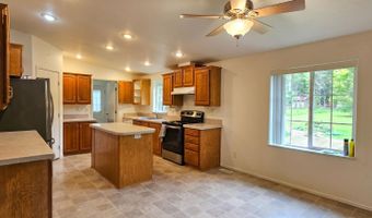 392 Shingle Mill Loop, Bonners Ferry, ID 83805