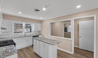 1211 Lee St, Benton, LA 71006