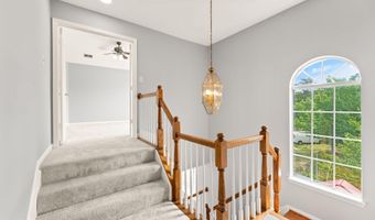 21610 MONMOUTH Ter, Ashburn, VA 20147