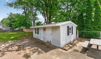 12 Winifred Dr, Albany, NY 12205