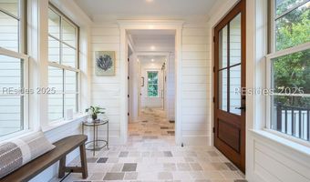 15 Hunting Lodge Rd, Bluffton, SC 29910