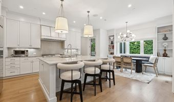 5120 WESSLING Ln, Bethesda, MD 20814