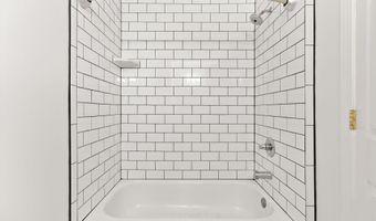 3034 Forest Creek Ct, Ann Arbor, MI 48108