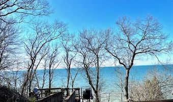 629 E Lake Front Dr, Beverly Shores, IN 46301