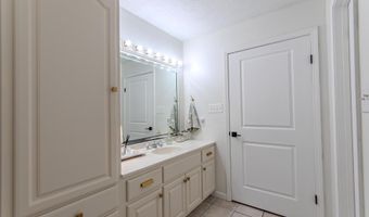 224 WILLOW Dr, Adamsville, TN 38310