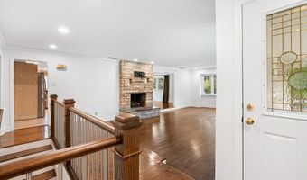 212 CRYSTAL LAKE Ave, Audubon, NJ 08106