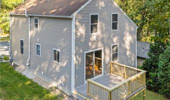 24 Smith St, Lincoln, RI 02865