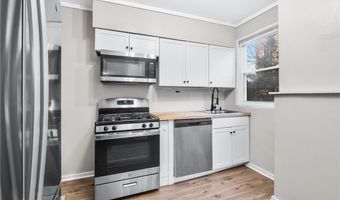 559 Glenwood Ave, Ambridge, PA 15003
