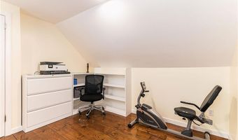 147 Woodville Alton Rd, Hopkinton, RI 02832