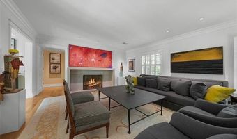 25733 River Dr, Franklin, MI 48025