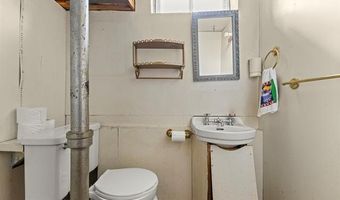 7668 Cortland Ave, Allen Park, MI 48101