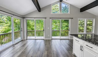 98 Fairy Dell Rd, Clinton, CT 06413