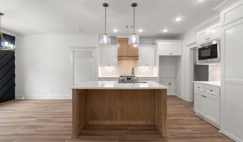 222 Michelle Dr, Beebe, AR 72012