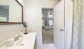 4894 GILBERT STATION Rd, Barboursville, VA 22923