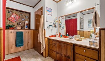 609 E Quitman St, Alba, TX 75410