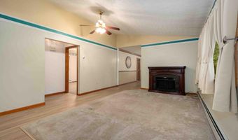 100 W YOUGHIOGHENY Dr, Aurora, WV 26705
