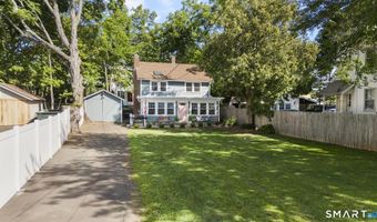20 Bradley Ave, Branford, CT 06405