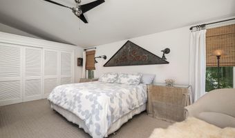 18 W 7TH St, Barnegat Light, NJ 08006