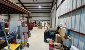 203 Fernwood Rd, Ardmore, OK 73401