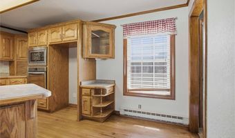 115 S Mulberry St, Adrian, MO 64720