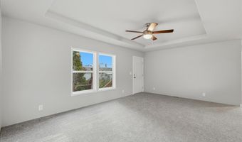 20815 WALNUT St, Aurora, OR 97002