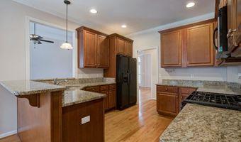 13 MAIDEN Ct, Camden, SC 29020