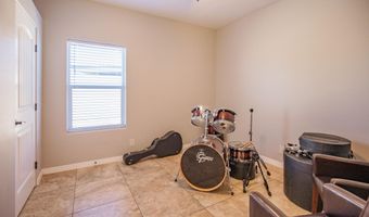 3517 Calle Verde Dr, Alamogordo, NM 88310