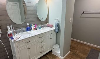 7179 73Rd St, Agency, IA 52530