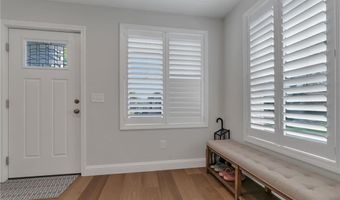 28 Ashley St, Cranston, RI 02920
