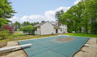 7 Farrwood Dr, Andover, MA 01810