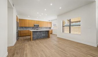 2084 N SUNSET Dr, Chandler, AZ 85225