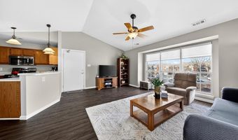1327 Holgate Dr C, Ballwin, MO 63021