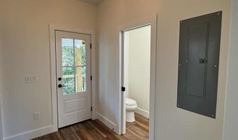 216 15th St, Apalachicola, FL 32320