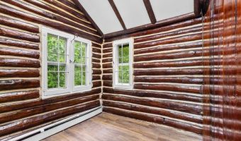 13 Alturas Rd, Alloway, NJ 07422