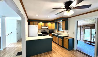 144 Lake Morey Rd, Bradford, VT 05033