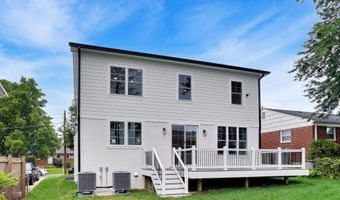 6410 WINNEPEG Rd, Bethesda, MD 20817