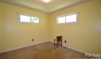 184 Laurel Rd, Arden, NC 28704