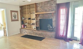2036 CR 2807, Alto, TX 75925