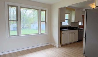 1290 Parkway Blvd, Alliance, OH 44601