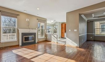 43605 DUNHILL CUP Sq, Ashburn, VA 20147