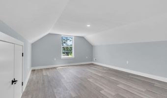 443 Western Blvd, Bayville, NJ 08721