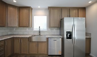 42 Silvermead Dr, Freehold, NJ 07728