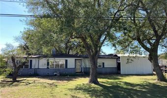 1100 Wood Ave, Woodsboro, TX 78393